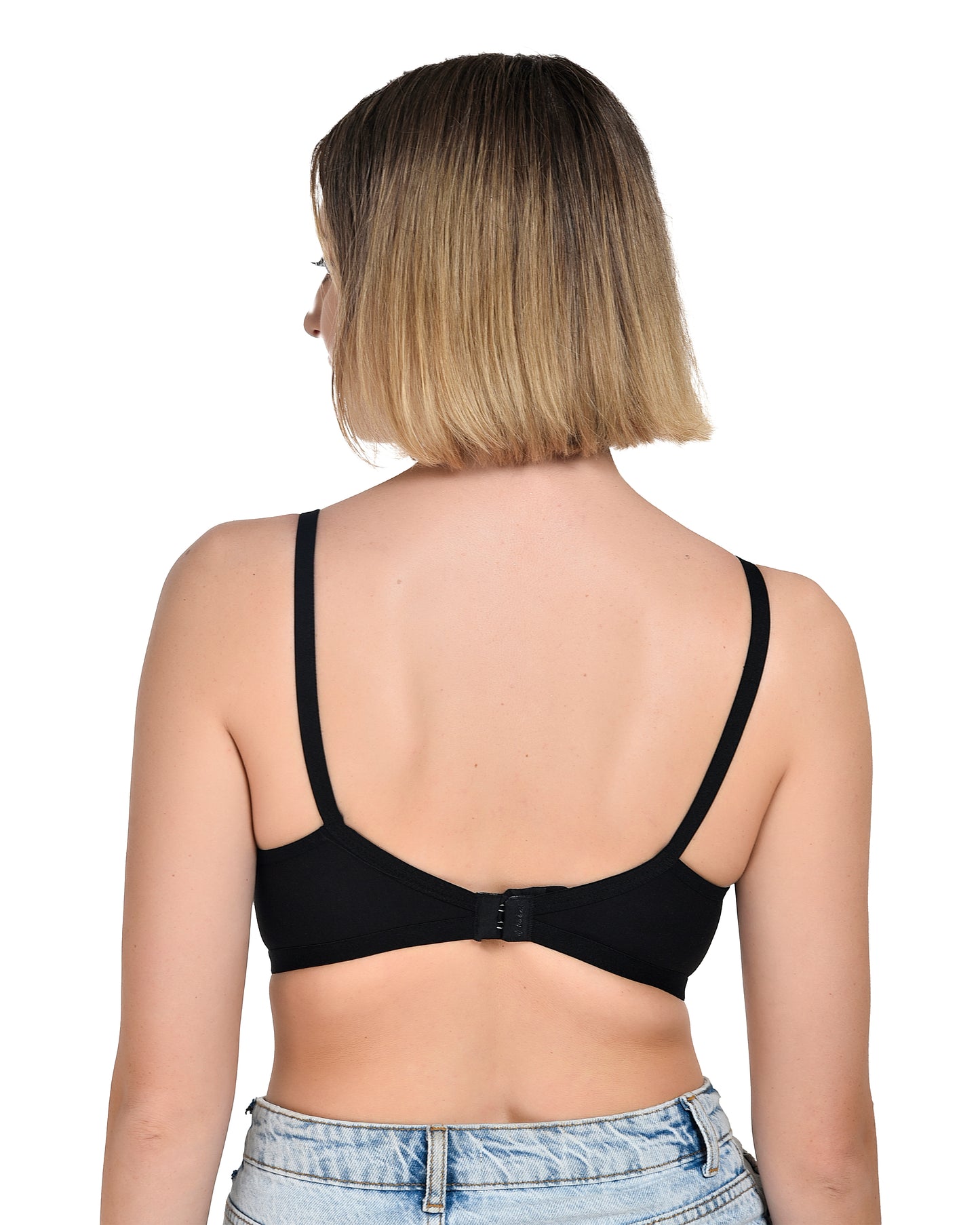 Chahat Anshika Pack of 3 Non Padded Bra, Cotton Rich Hosiery Fabric Wire Free T-Shirt Bra Skin, White & Black